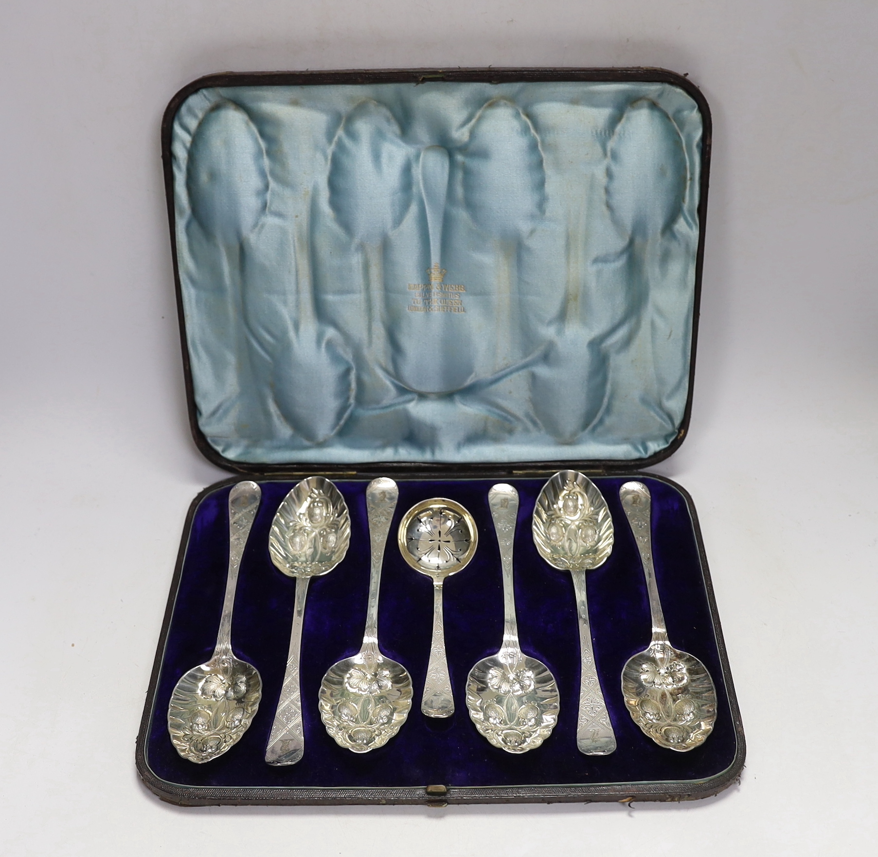 A cased set of Mappin & Webb plated berry spoons